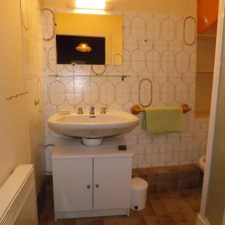 Maison De Caractere A Avec Terrain, Terrasse Et Parking Prive - Fr-1-742-123 Prázdninový dům